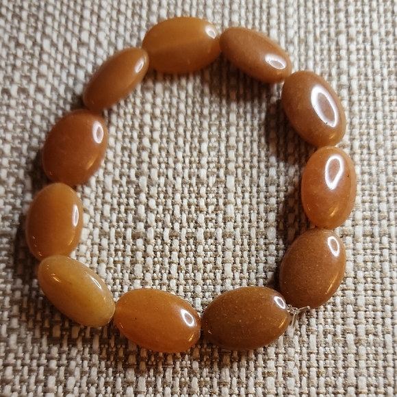 Elegant Brown Beaded Bracelet - Picture 1 of 3